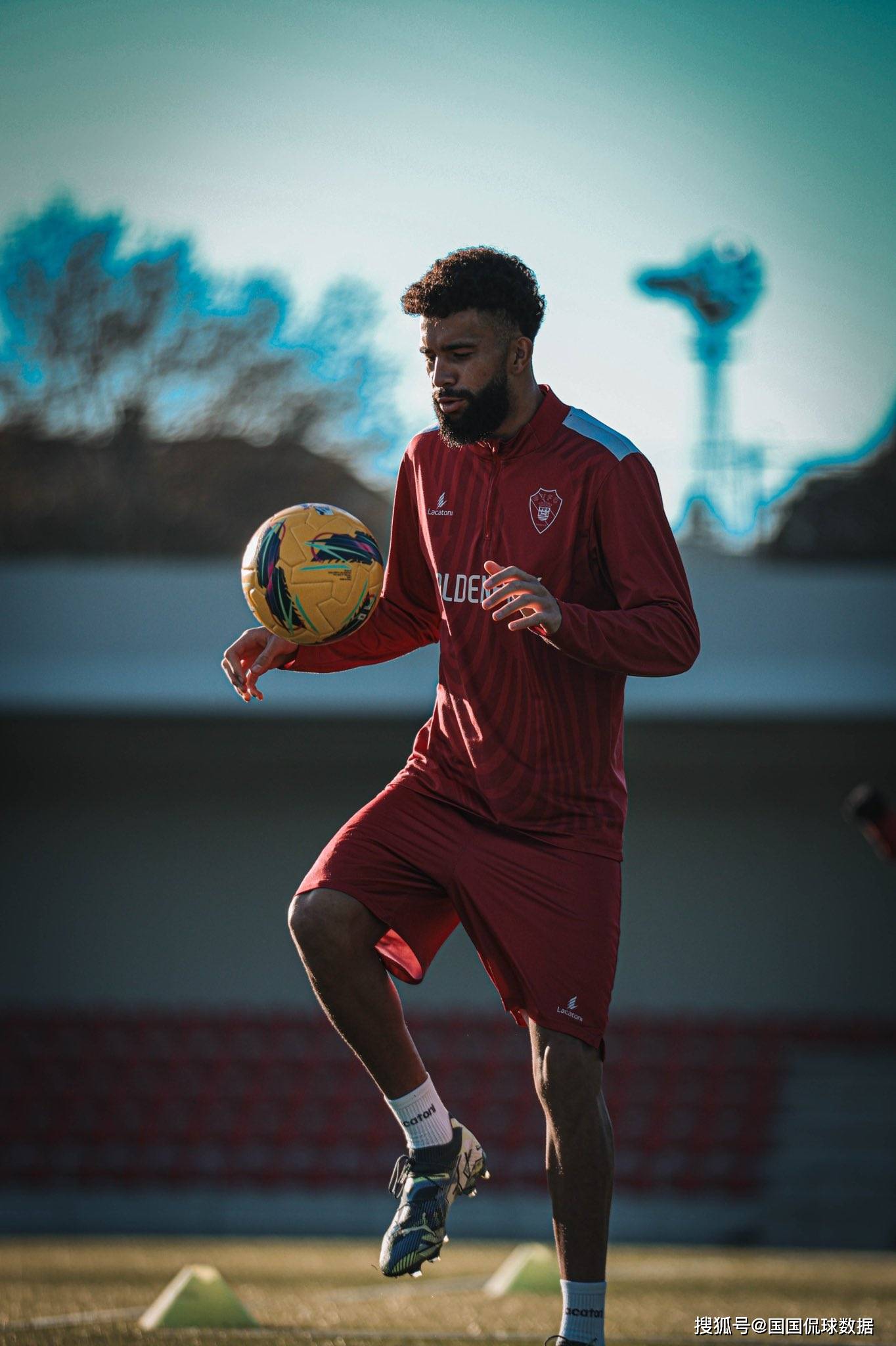 今晚葡超传出新动向；巴黎圣日耳曼再遭质疑；管理层表态：管理层满意；医务组通报恢复