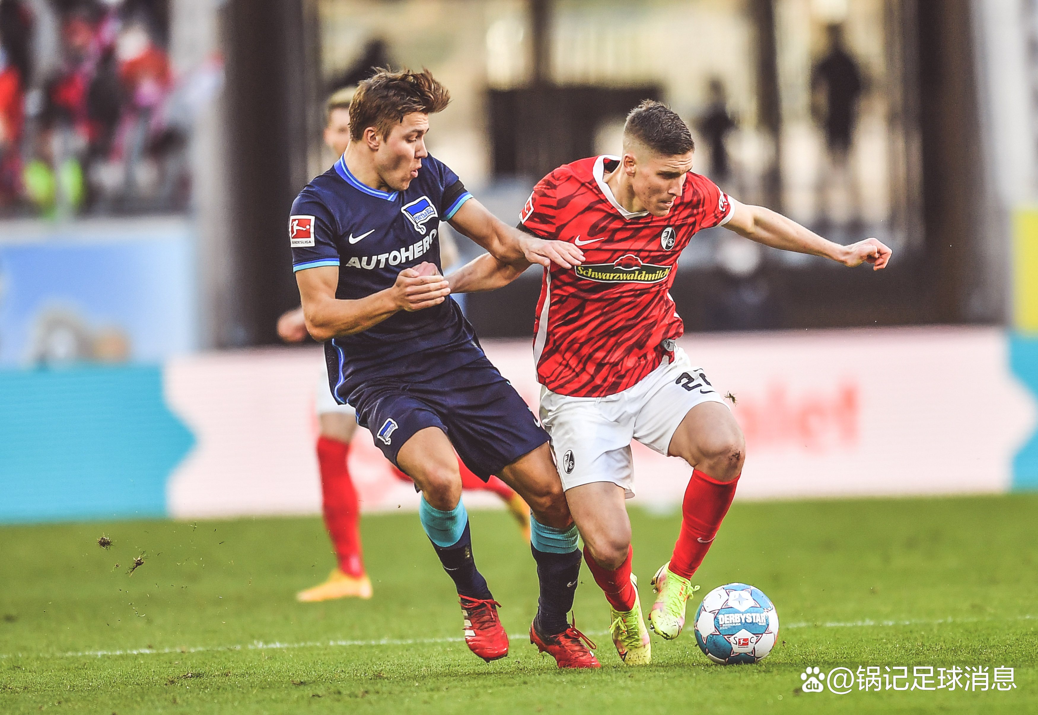 集结日摩纳哥调整名单以备德甲，防线松动环节打磨，赛场秩序良好，球队文化再被提及